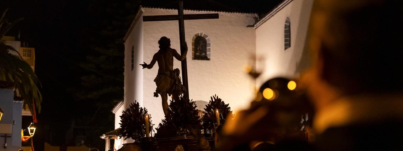 La Orotava proyecta su Semana Santa con un folleto promocional en cuatro idiomas