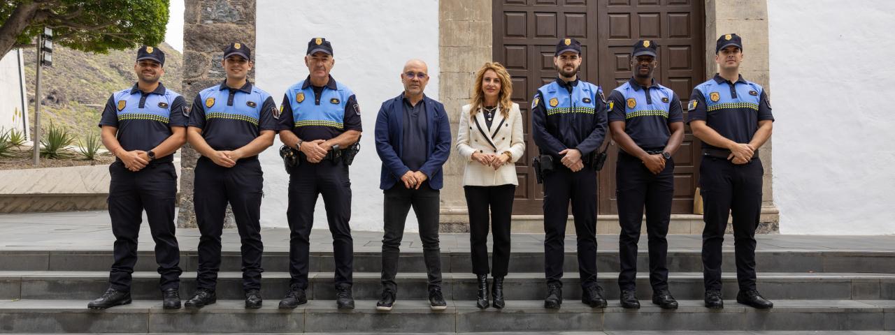Adeje incorpora cuatro nuevos agentes a la Polic&iacute;a Local