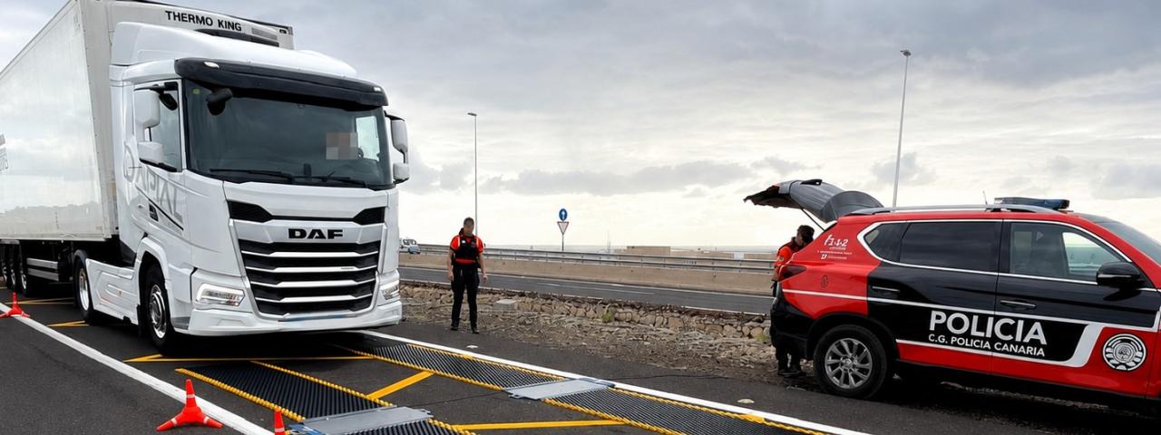 La Policía Autonómica detecta 27 infracciones e inmoviliza cuatro camiones por exceso de carga en Tenerife