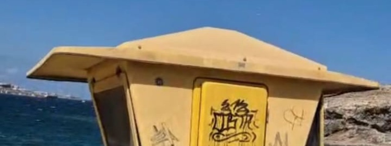 Telde condena la vandalización del puesto de vigilancia y socorrismo de la playa de Aguadulce