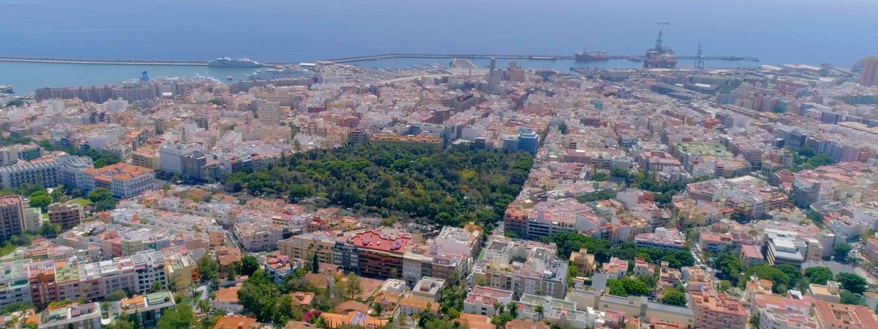 Plenilunio facilita la movilidad con ofertas en parkings, hoteles y Fred. Olsen Express