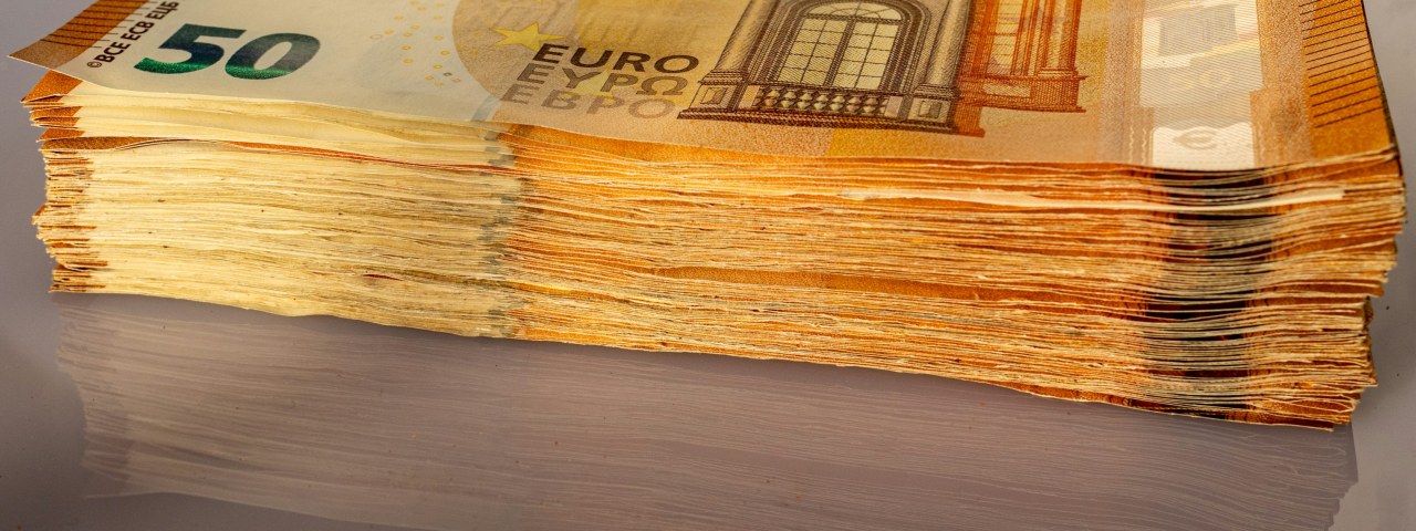 En noviembre habrá nueva emisión de bonos de deuda pública apta para materializar dotaciones de RIC