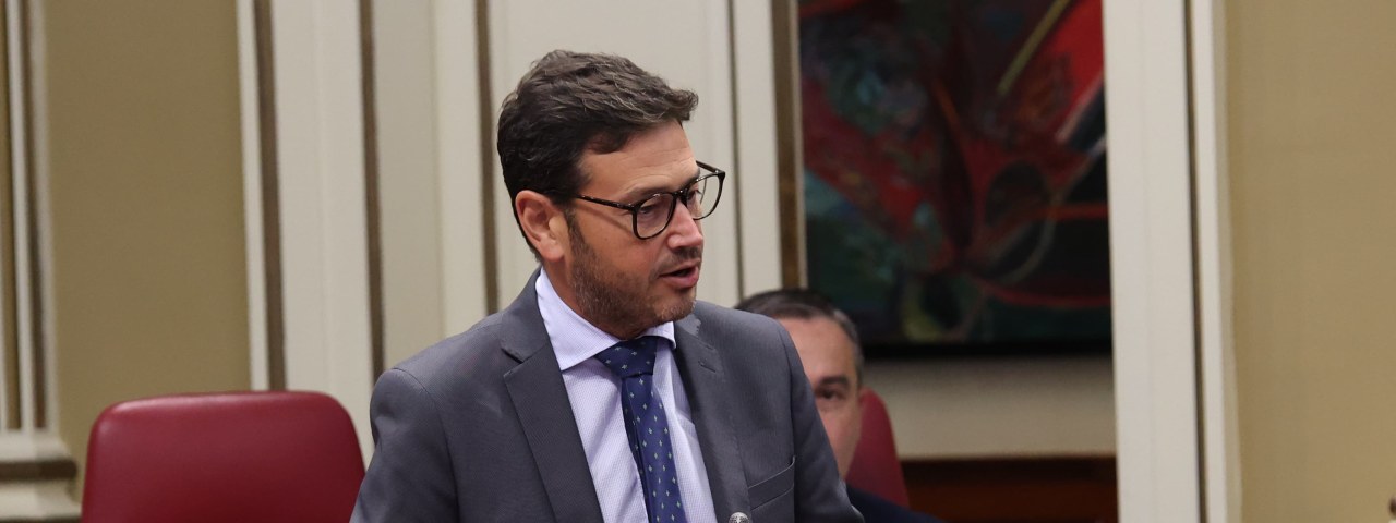 Matilde Asián confirma que Canarias asumirá los 100 millones para La Palma que debía aportar el Estado