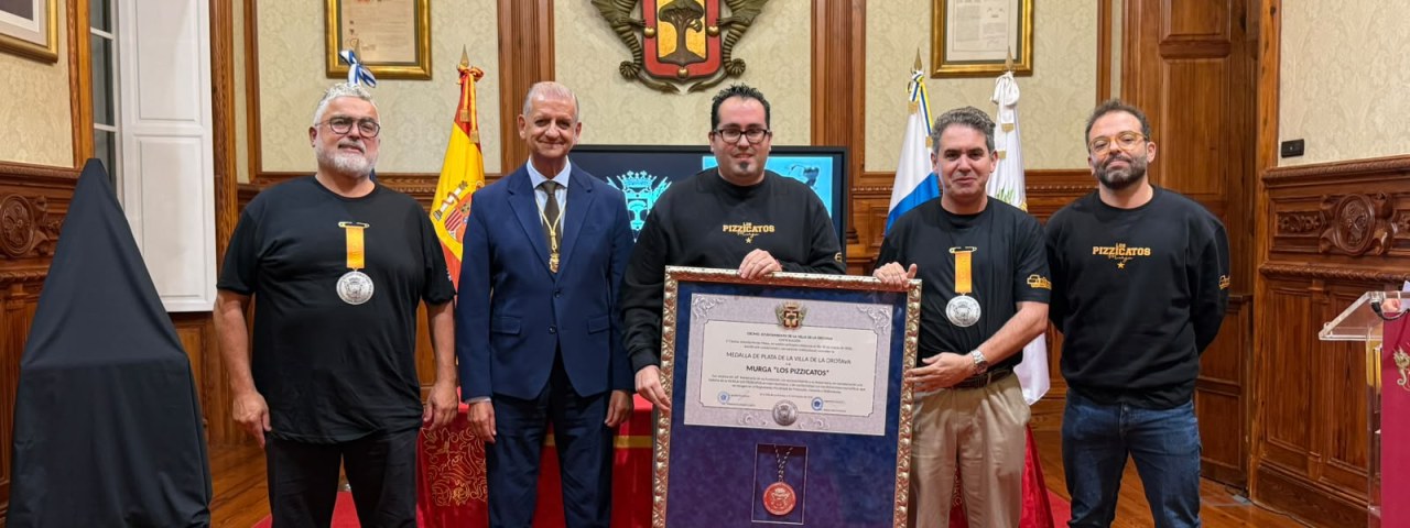 La murga Los Pizzicatos recibe la Medalla de Plata del municipio