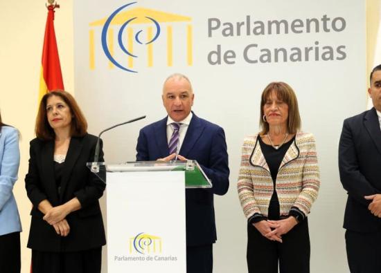 NC-BC acusa a Clavijo de "gobernar de espaldas a la realidad social de Canarias