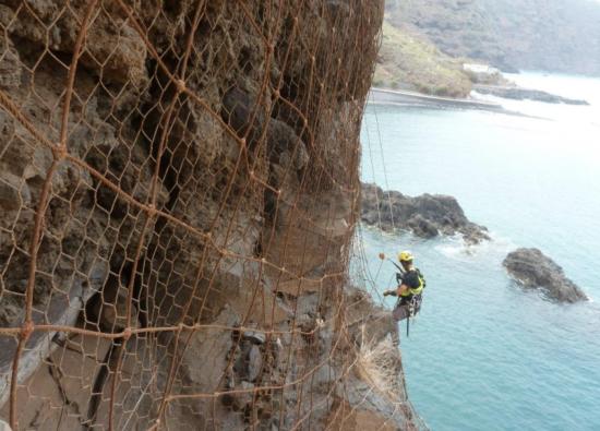La primera fase del proyecto de reparaci&oacute;n de la ladera de Mesa del Mar sale adelante con un presupuesto de 375.000 euros