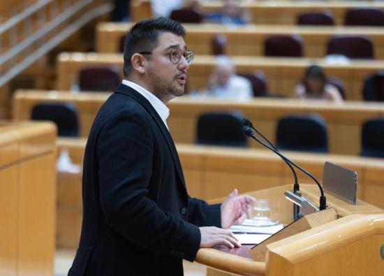 Fabi&aacute;n Chinea (ASG) exige en la Comisi&oacute;n de Autonom&iacute;as del Senado un plan urgente y espec&iacute;fico para frenar la crisis de vivienda en Canarias y Baleares