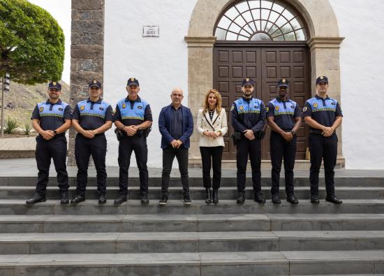 Adeje incorpora cuatro nuevos agentes a la Polic&iacute;a Local