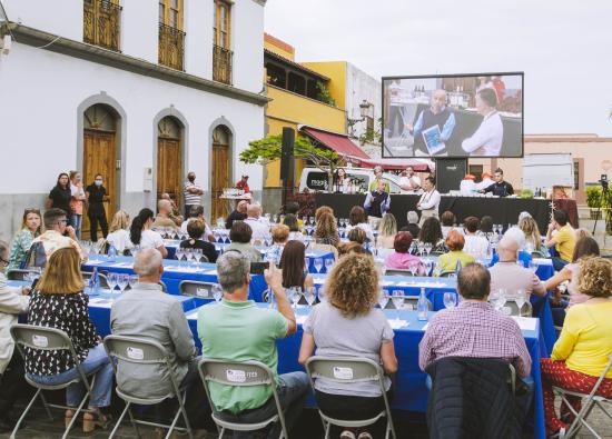 El Ayuntamiento de Buenavista del Norte impulsa la producci&oacute;n ap&iacute;cola en &lsquo;Mesas con Salitre&rsquo;